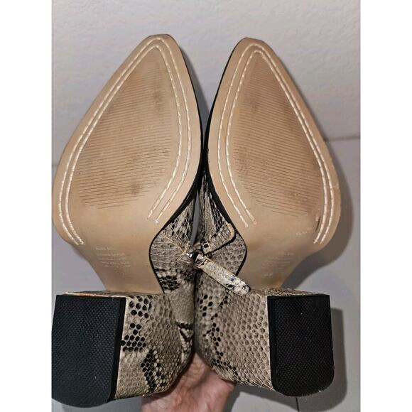 Alias Mae Boots Women’s Beige Snakeskin Leather Pointed Toe Bootie Sz 39, 8 US - Picture 9 of 10